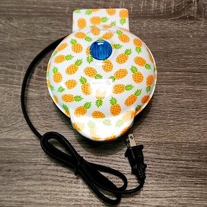 New Pineapple Mini Waffle Maker